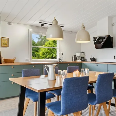 Donco - 600m From The Sea By Interhome * Dronningmølle