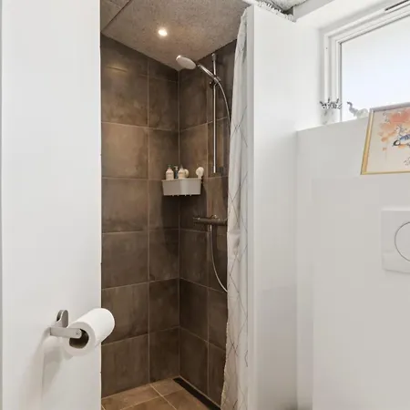 Donco - 600m From The Sea By Interhome