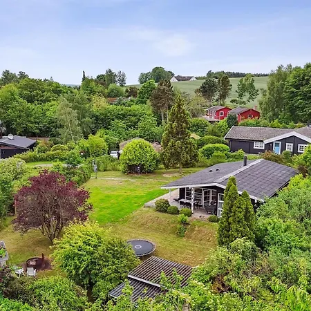 Donco - 600m From The Sea By Interhome Dronningmølle