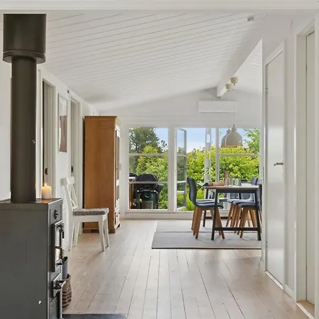 Feriehus Donco - 600m From The Sea By Interhome Dronningmølle